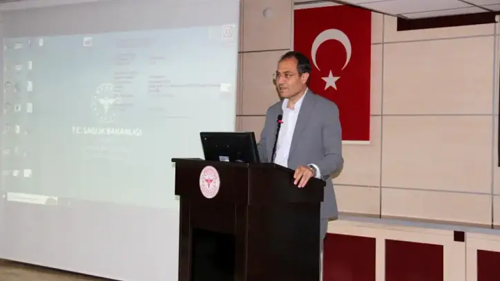 Yeni doktorlara ilk mesaj! Kayseri İl Sağlık Müdürü tecrübelerini anlattı