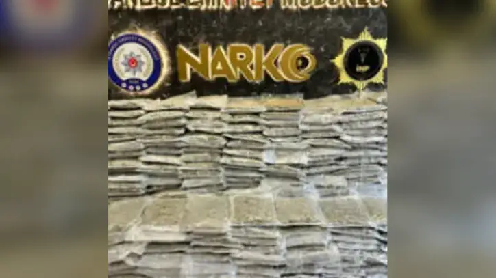 İstanbul'da dev operasyon: 409 kilo skunk ele geçirildi