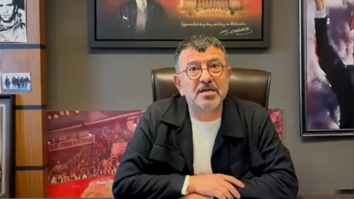 YENİ Parti Milletvekili Veli Ağbaba pazarda fenalaştı: Hastaneye kaldırıldı
