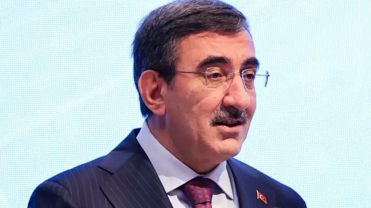Yılmaz: Enflasyonu yeniden tek haneli seviyelere indirmeyi hedefliyoruz