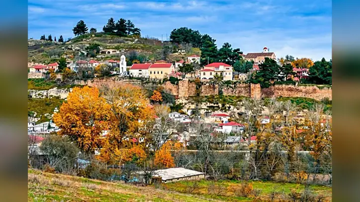 Yunanistan nüfus kaybına karşı kesenin ağzını açtı! Türkiye sınırına taşınana 10 bin Euro